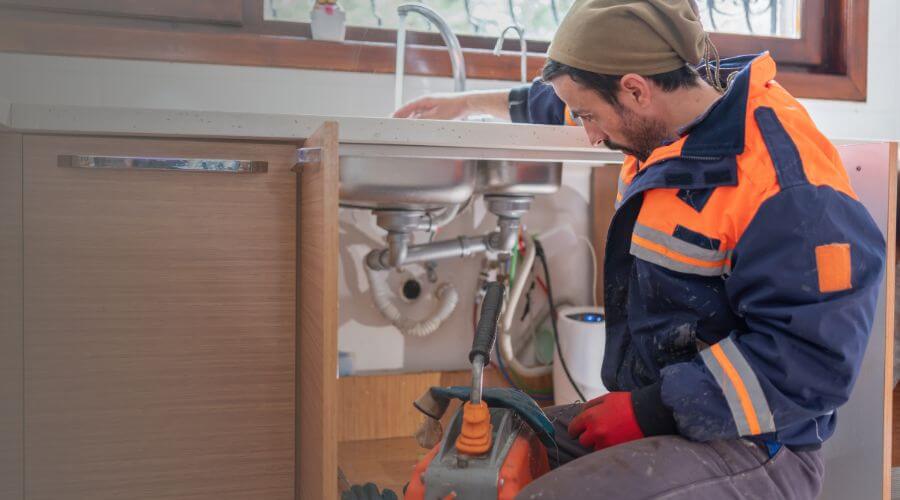 Local annual plumbing maintenance in Oakland, IL